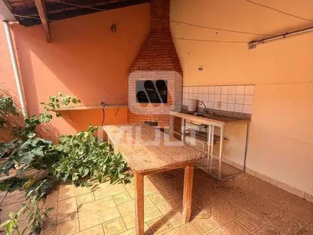 Casa / Sobrado para Venda em Uberlândia/MG Jardim Karaíba 4 Quartos