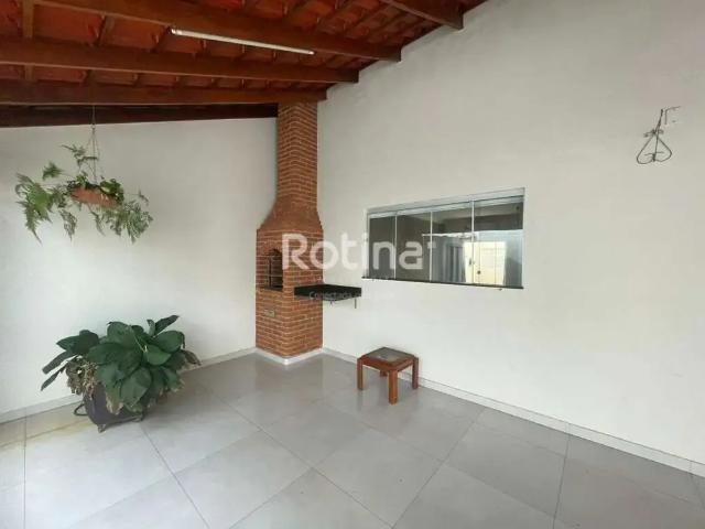 Casa / Sobrado para Venda em Uberlândia/MG Jardim Patrícia 3 Quartos