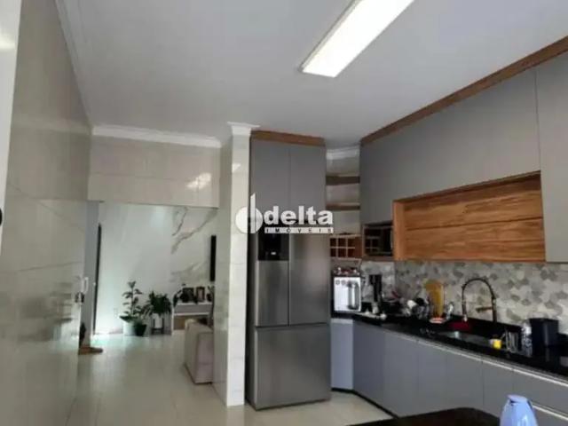 Casa / Sobrado para Venda em Uberlândia/MG Jardim Patrícia 3 Quartos