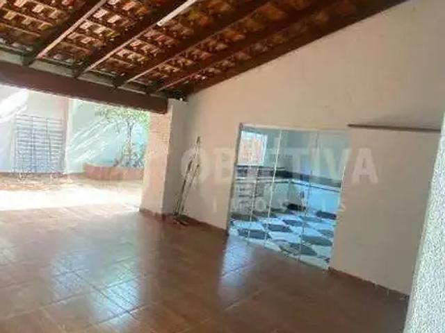 Casa / Sobrado para Venda em Uberlândia/MG Jardim Patrícia 4 Quartos