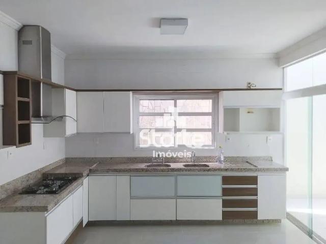 Casa / Sobrado para Venda em Uberlândia/MG Osvaldo Rezende 3 Quartos