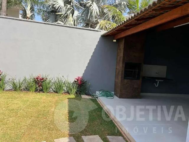 Casa / Sobrado para Venda em Uberlândia/MG Osvaldo Rezende 3 Quartos