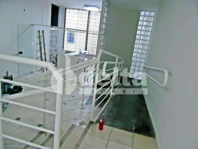 Casa / Sobrado para Venda em Uberlândia/MG Osvaldo Rezende 7 Quartos