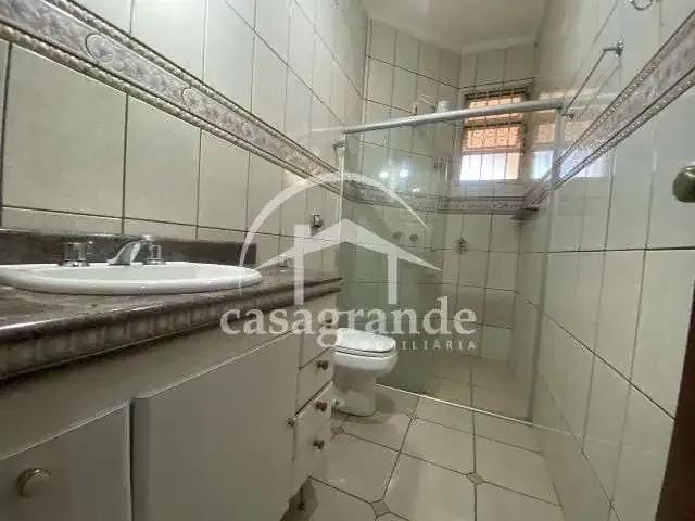 Casa / Sobrado para Venda em Uberlândia/MG Lagoinha 7 Quartos