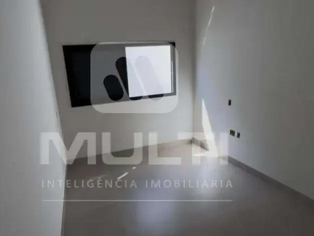 Casa / Sobrado para Venda em Uberlândia/MG Laranjeiras 3 Quartos