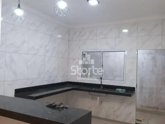 Casa / Sobrado para Venda em Uberlândia/MG Laranjeiras 3 Quartos