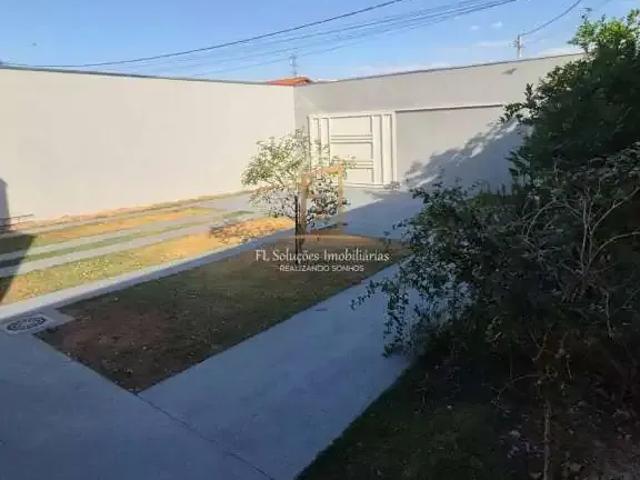 Casa / Sobrado para Venda em Uberlândia/MG Laranjeiras 2 Quartos