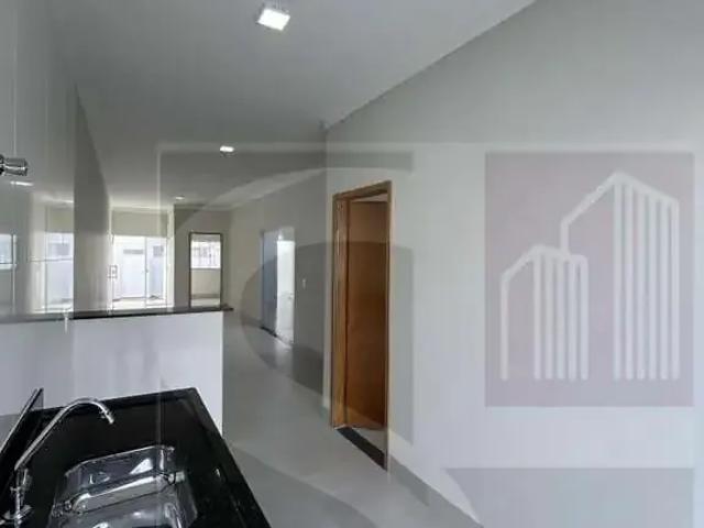 Casa / Sobrado para Venda em Uberlândia/MG Laranjeiras 2 Quartos