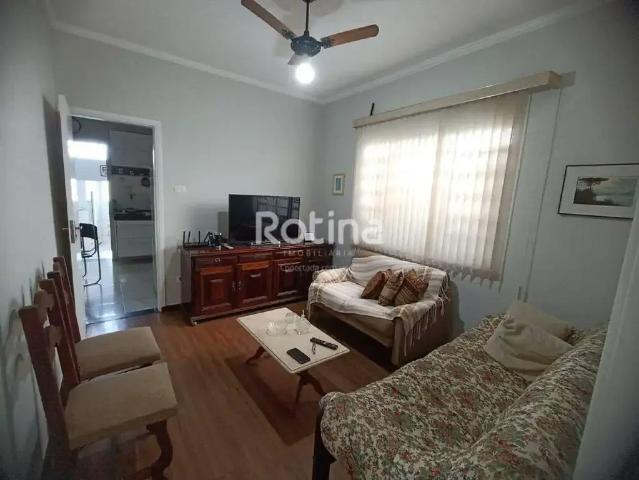 Casa / Sobrado para Venda em Uberlândia/MG Lidice 3 Quartos