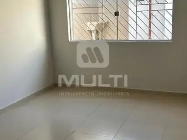 Casa / Sobrado para Venda em Uberlândia/MG Lidice 4 Quartos