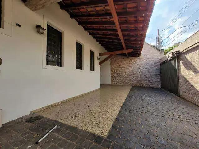 Casa / Sobrado para Venda em Uberlândia/MG Lidice 4 Quartos
