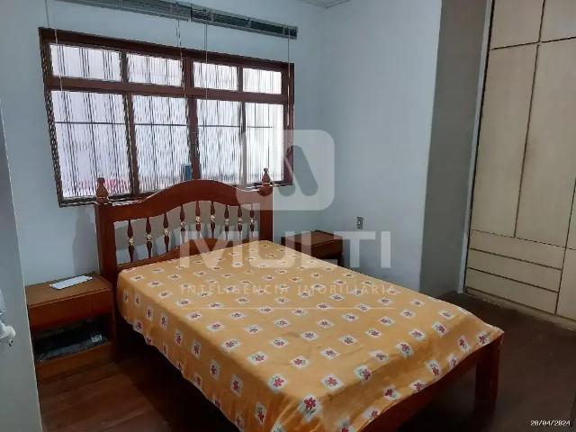 Casa / Sobrado para Venda em Uberlândia/MG Lidice 4 Quartos