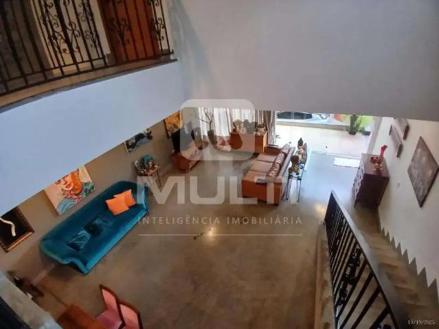 Casa / Sobrado para Venda em Uberlândia/MG Lidice 4 Quartos