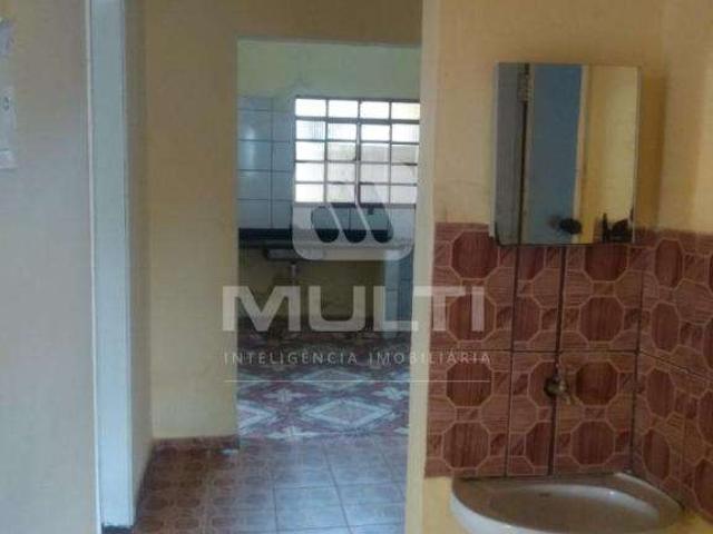Casa / Sobrado para Venda em Uberlândia/MG Luizote de Freitas 3 Quartos