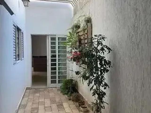 Casa / Sobrado para Venda em Uberlândia/MG Luizote de Freitas 4 Quartos