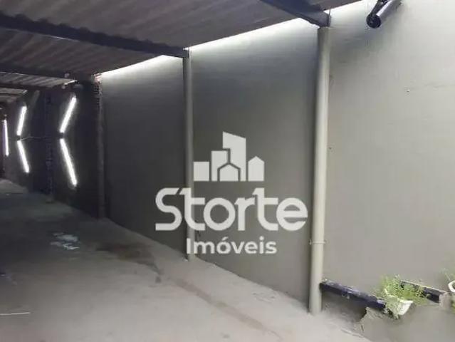 Casa / Sobrado para Venda em Uberlândia/MG Luizote de Freitas 5 Quartos