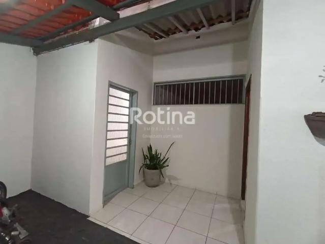 Casa / Sobrado para Venda em Uberlândia/MG Martins 4 Quartos