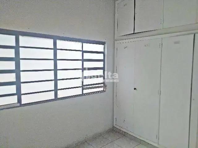 Casa / Sobrado para Venda em Uberlândia/MG Martins 4 Quartos