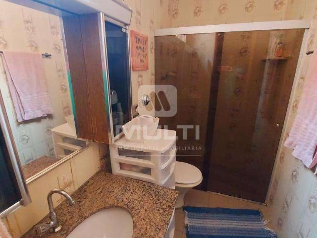 Casa / Sobrado para Venda em Uberlândia/MG Martins 8 Quartos