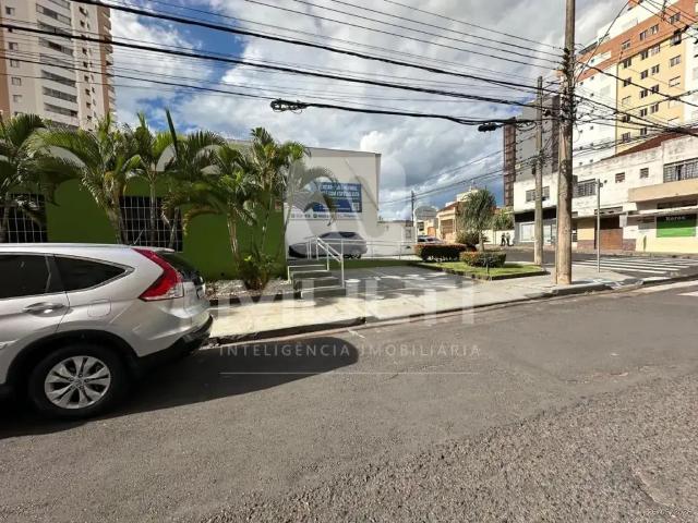 Casa / Sobrado para Venda em Uberlândia/MG Martins 3 Quartos