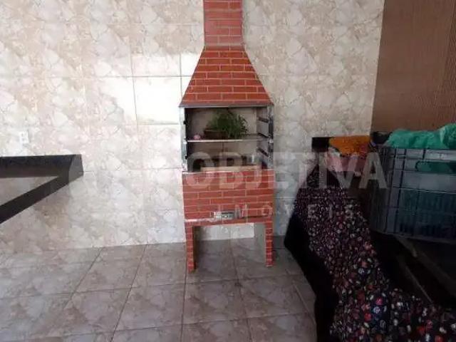 Casa / Sobrado para Venda em Uberlândia/MG Martins 3 Quartos