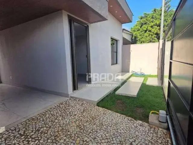 Casa / Sobrado para Venda em Uberlândia/MG Umuarama 3 Quartos