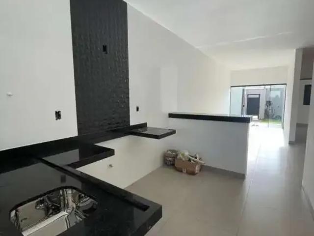 Casa / Sobrado para Venda em Uberlândia/MG Novo Mundo 3 Quartos