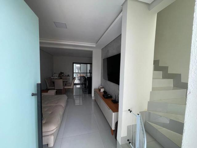 Casa / Sobrado para Venda em Uberlândia/MG Novo Mundo 3 Quartos