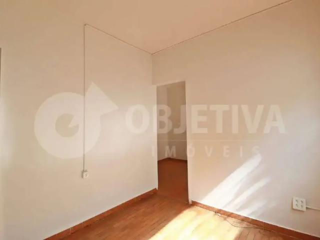 Casa / Sobrado para Venda em Uberlândia/MG Nossa Senhora Aparecida 4 Quartos