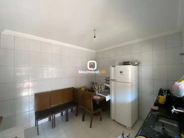 Casa / Sobrado para Venda em Uberlândia/MG São Jorge 2 Quartos