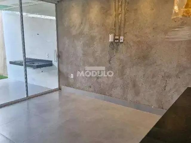 Casa / Sobrado para Venda em Uberlândia/MG São Jorge 2 Quartos