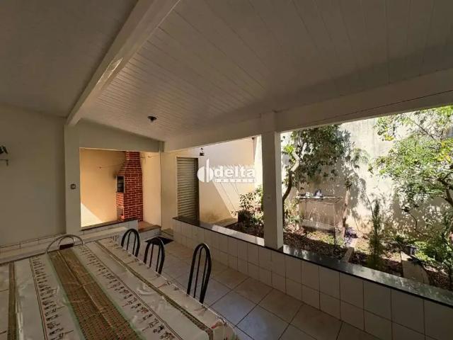 Casa / Sobrado para Venda em Uberlândia/MG São Jorge 3 Quartos