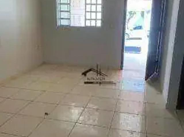 Casa / Sobrado para Venda em Uberlândia/MG Santa Mônica 2 Quartos