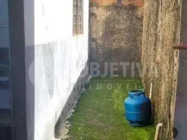 Casa / Sobrado para Venda em Uberlândia/MG Santa Mônica 3 Quartos