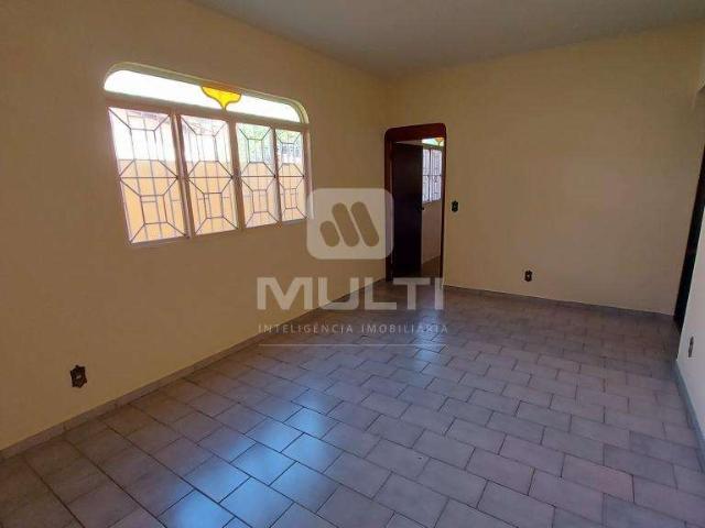 Casa / Sobrado para Venda em Uberlândia/MG Santa Mônica 3 Quartos