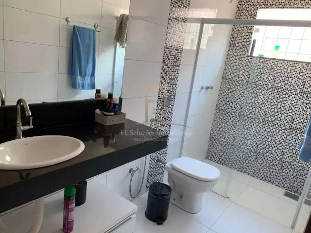 Casa / Sobrado para Venda em Uberlândia/MG Santa Mônica 3 Quartos