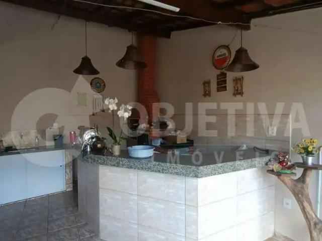 Casa / Sobrado para Venda em Uberlândia/MG Santa Mônica 3 Quartos