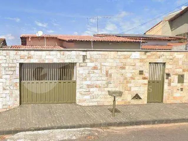Casa / Sobrado para Venda em Uberlândia/MG Santa Mônica 3 Quartos