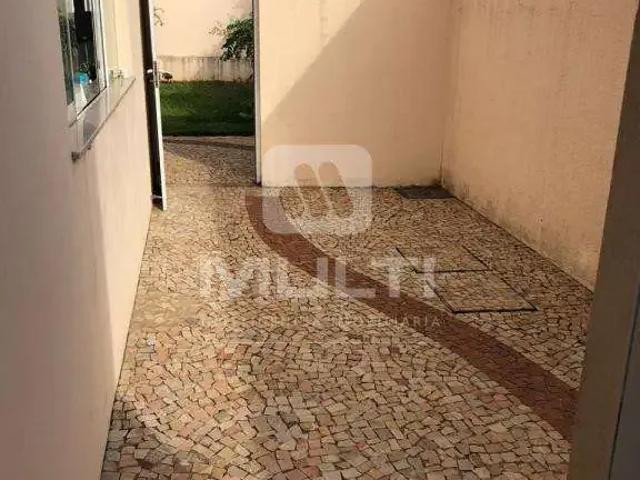 Casa / Sobrado para Venda em Uberlândia/MG Santa Mônica 3 Quartos