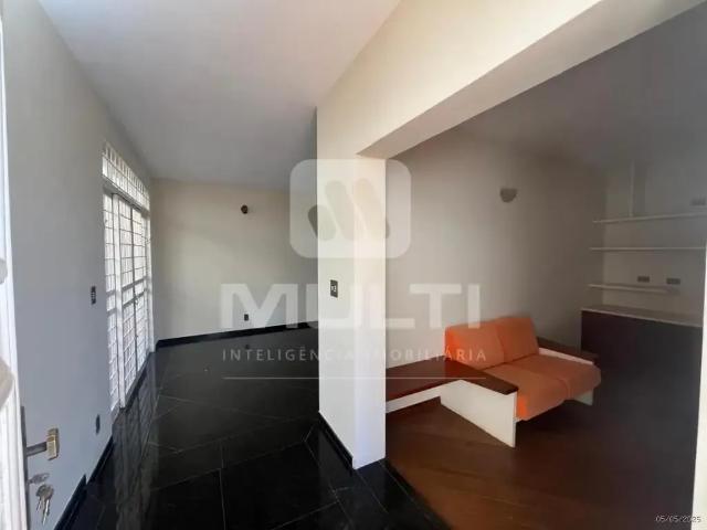 Casa / Sobrado para Venda em Uberlândia/MG Santa Mônica 4 Quartos