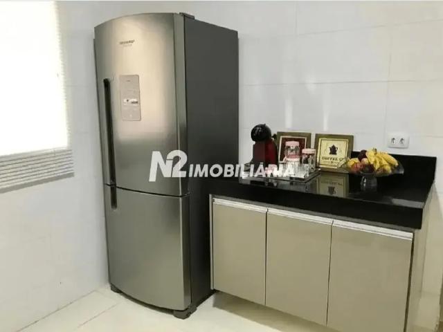 Casa / Sobrado para Venda em Uberlândia/MG Santa Mônica 5 Quartos
