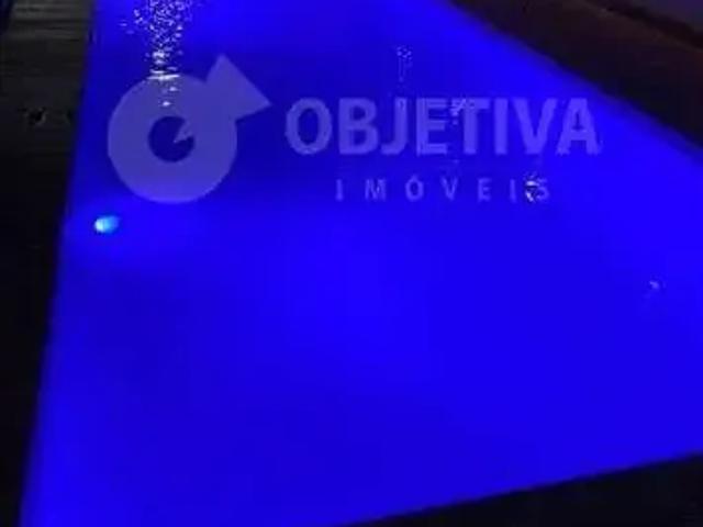 Casa / Sobrado para Venda em Uberlândia/MG Shopping Park 4 Quartos