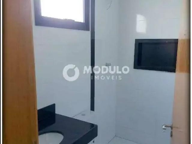 Casa / Sobrado para Venda em Uberlândia/MG Shopping Park 2 Quartos
