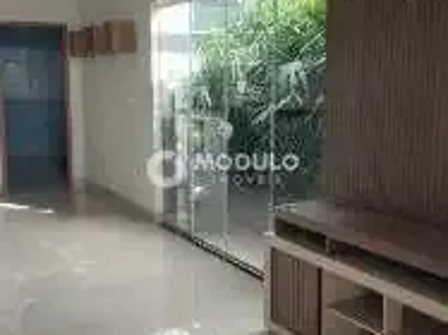 Casa / Sobrado para Venda em Uberlândia/MG Shopping Park 2 Quartos
