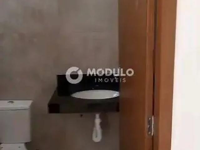 Casa / Sobrado para Venda em Uberlândia/MG Shopping Park 2 Quartos