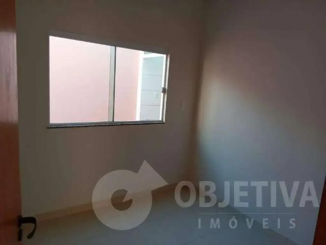 Casa / Sobrado para Venda em Uberlândia/MG Shopping Park 3 Quartos