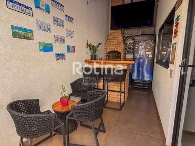 Casa / Sobrado para Venda em Uberlândia/MG Shopping Park 3 Quartos
