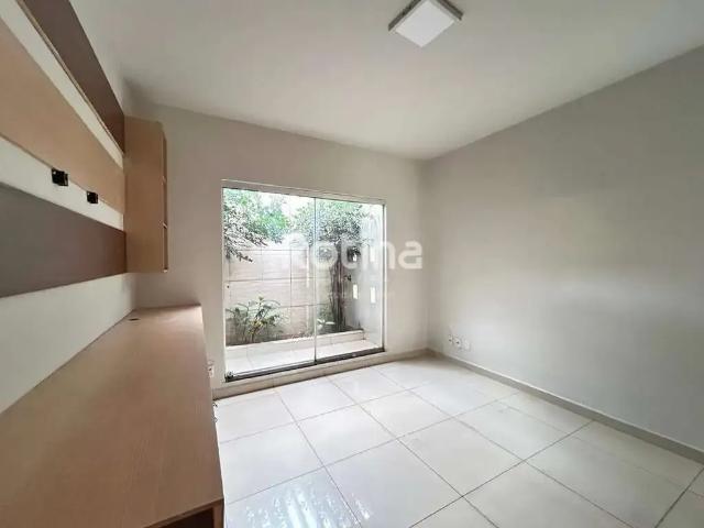 Casa / Sobrado para Venda em Uberlândia/MG Pacaembu 3 Quartos