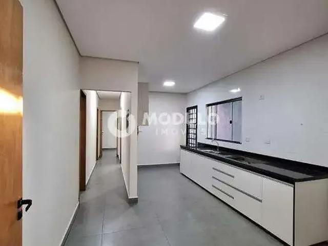 Casa / Sobrado para Venda em Uberlândia/MG Pacaembu 3 Quartos