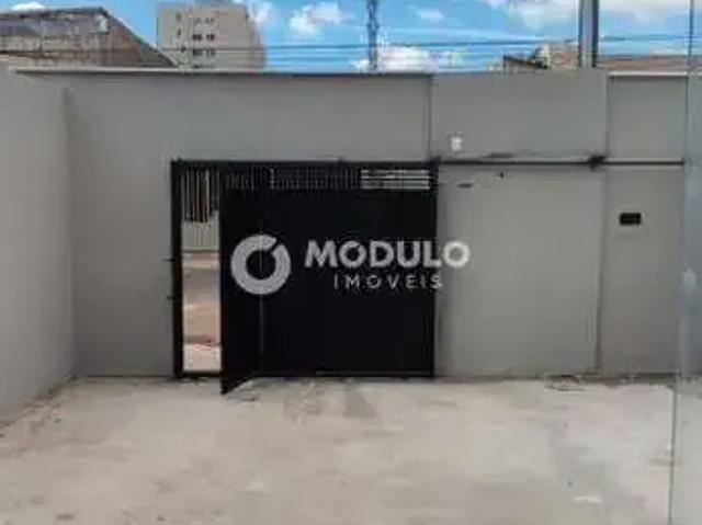 Casa / Sobrado para Venda em Uberlândia/MG Pacaembu 2 Quartos